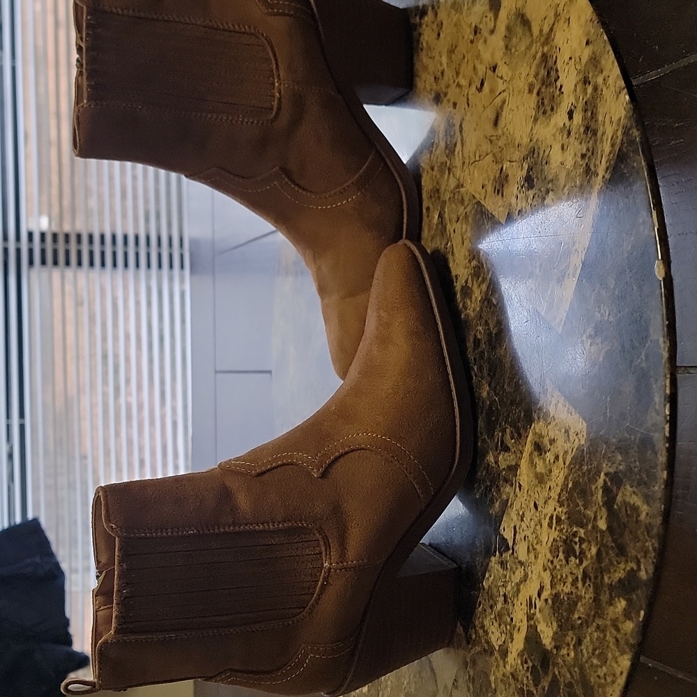 Brown Suede Boot
